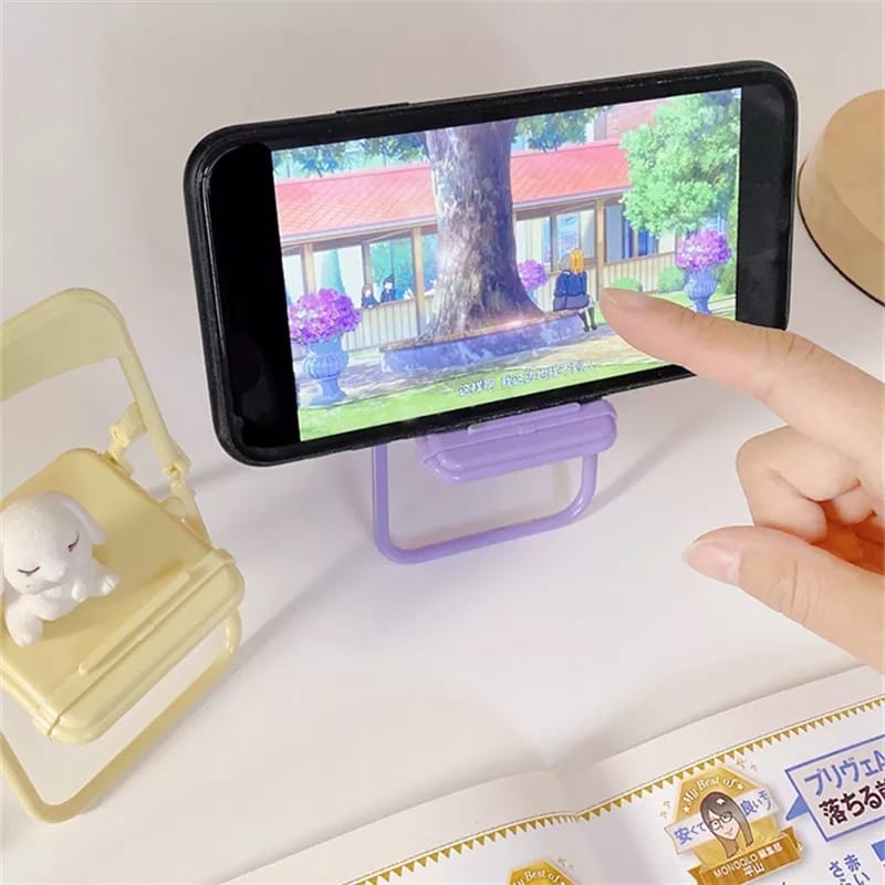 Cute Chair Phone Holder Stand  - Office Furniture Direct 评论和价格