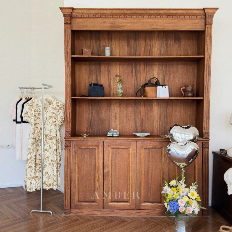 Clothing store, cashier counte - Office Furniture Second Hand 评论和价格